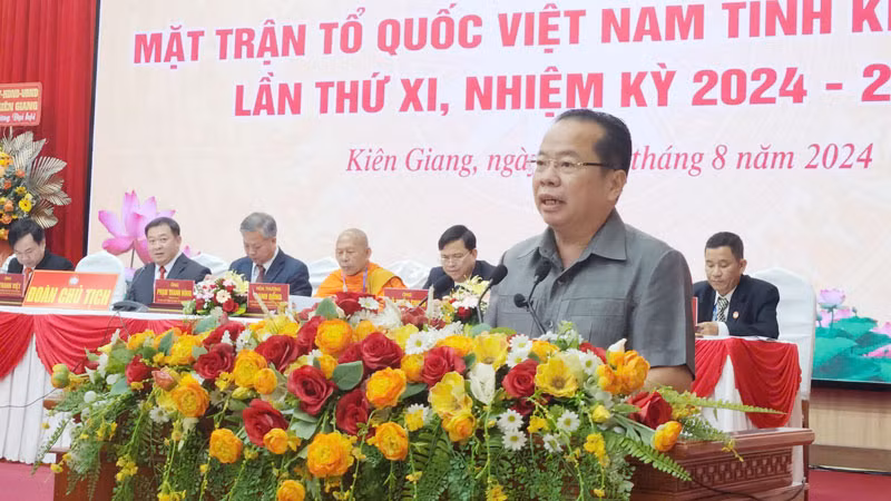 Phó Bí thư Thường trực Tỉnh ủy, Chủ tịch Hội đồng nhân dân tỉnh Kiên Giang Mai Văn Huỳnh.