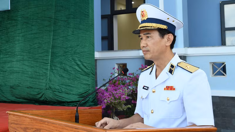 Chuẩn Đô đốc Nguyễn Hữu Thoan phát biểu tại buổi lễ.