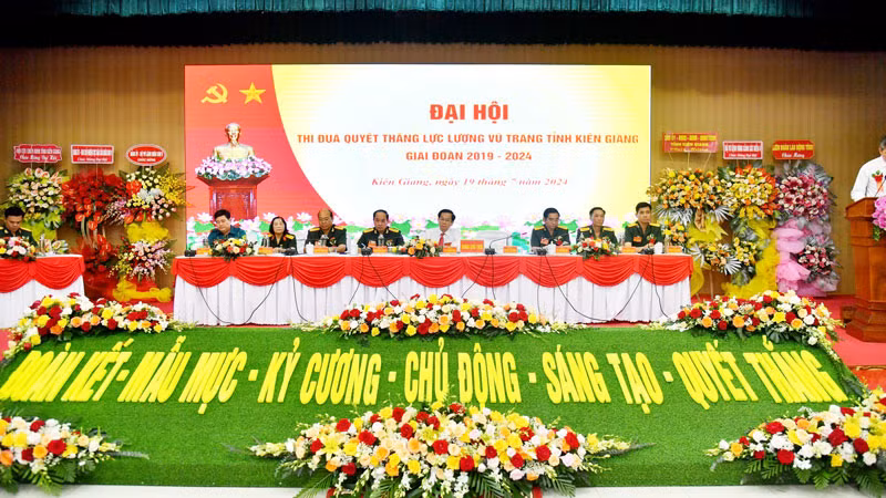 Đoàn Chủ tịch điều hành Đại hội. Đoàn Chủ tịch điều hành Đại hội.