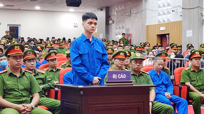 Bị cáo Đoàn Thiên Long. 