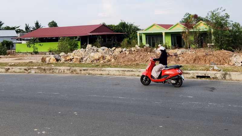 Các căn nhà ông Lý Thanh Giàu xây dựng trên phần đất bao chiếm của vợ chồng ông Trần Quốc Tuấn và bà Nguyễn Thị Mỹ Lệ.