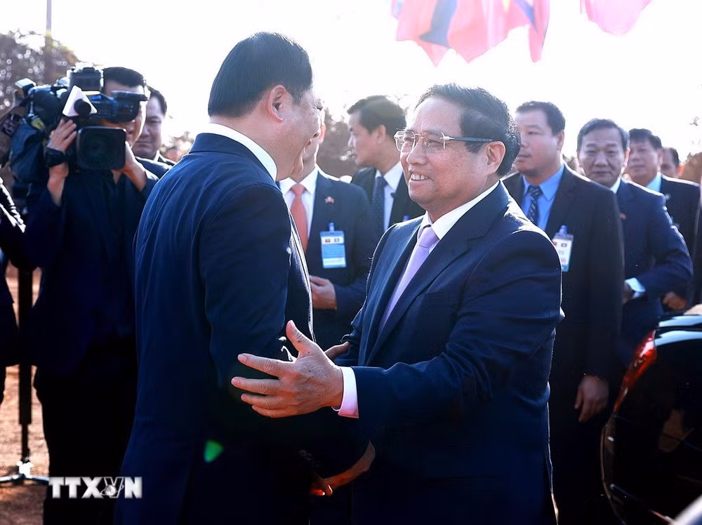 Thủ tướng Phạm Minh Chính và Thủ tướng Lào Sonexay Siphandone dự Lễ động thổ dự án Công viên Hữu nghị Lào-Việt Nam. (Ảnh: Dương Giang/TTXVN) Thủ tướng Phạm Minh Chính và Thủ tướng Lào Sonexay Siphandone dự Lễ động thổ dự án Công viên Hữu nghị Lào-Việt Nam. (Ảnh: Dương Giang/TTXVN)