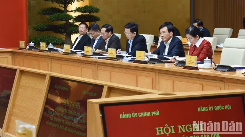 Các thành viên Đoàn kiểm tra 1908 tham dự Hội nghị. (Ảnh: TRẦN HẢI) Các thành viên Đoàn kiểm tra 1908 tham dự Hội nghị. (Ảnh: TRẦN HẢI)
