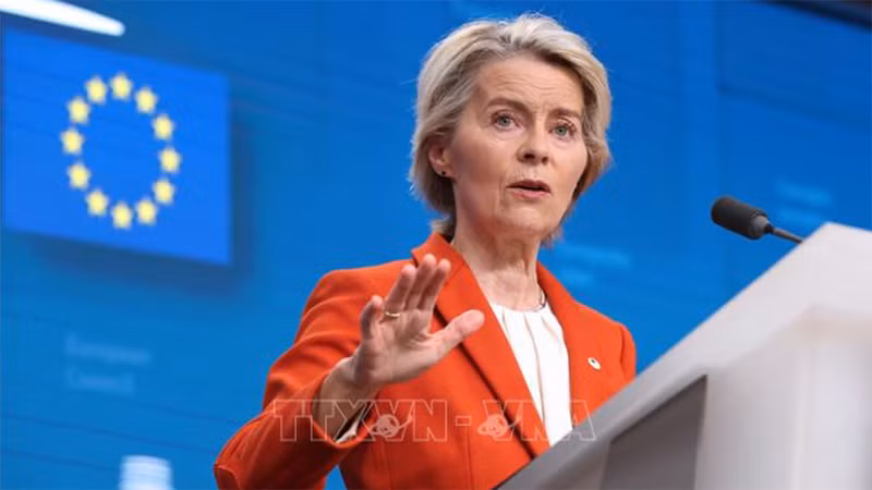 Chủ tịch Ủy ban Châu Âu (EC) Ursula von der Leyen trong cuộc họp báo tại Brussels, Bỉ ngày 17/10/2024. (Ảnh: THX/TTXVN)