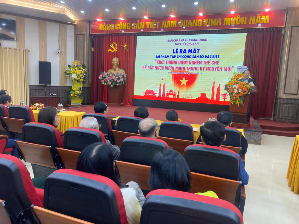 Đồng chí Lê Hải Bình phát biểu tại buổi lễ.