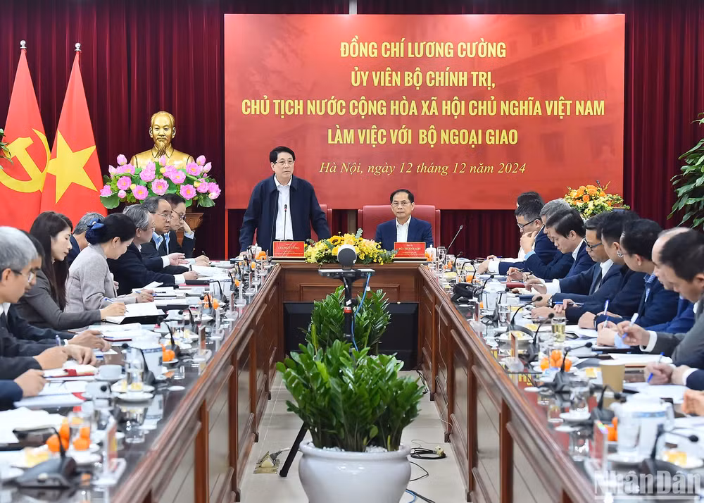 Toàn cảnh buổi làm việc Toàn cảnh buổi làm việc