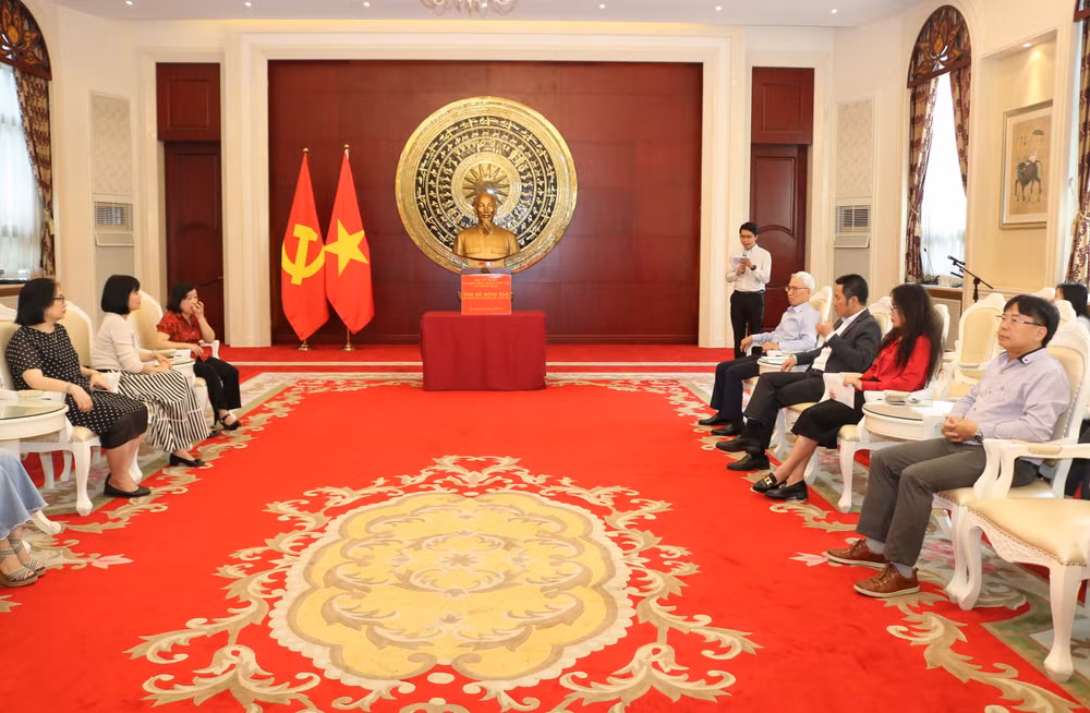 Toàn cảnh lễ phát động.