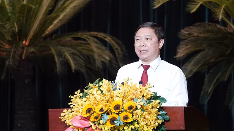 Phó Chủ tịch Ủy ban nhân dân Thành phố Hồ Chí Minh Dương Anh Đức phát biểu tại hội nghị.