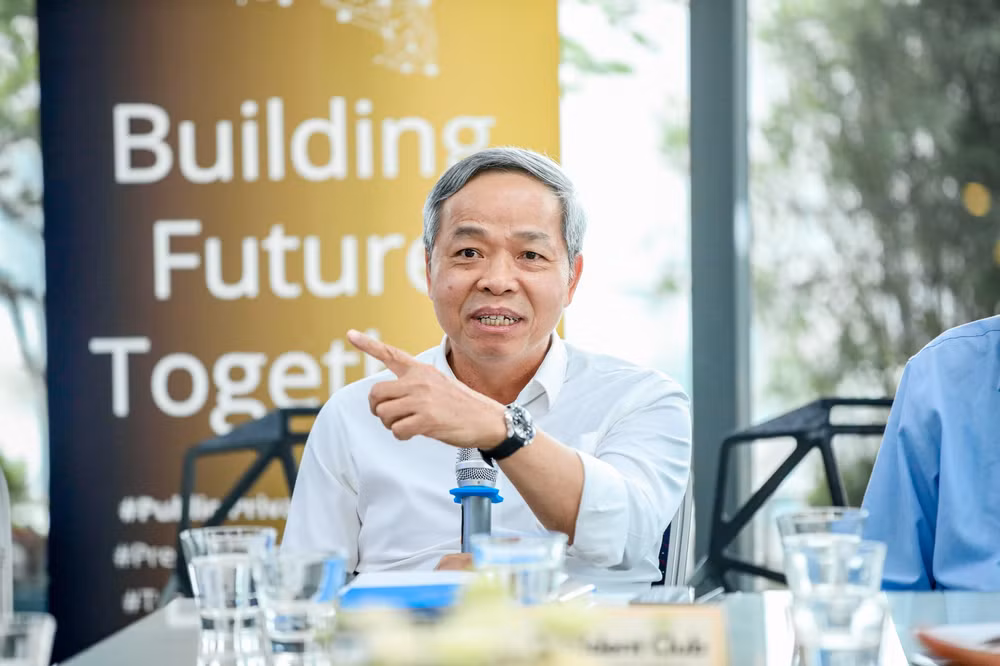 Ông Nguyễn Trung Chính, Chủ tịch Hội đồng quản trị kiêm Chủ tịch điều hành CMC chia sẻ tại sự kiện.