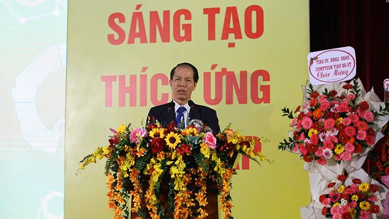 156 giải thưởng tại Hội thi thiết bị đào tạo tự làm ảnh 1 156 giải thưởng tại Hội thi thiết bị đào tạo tự làm ảnh 1