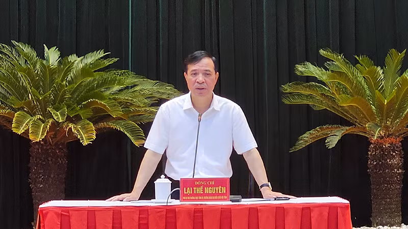 Chủ tọa điều hành thảo luận tại Hội nghị. Chủ tọa điều hành thảo luận tại Hội nghị.