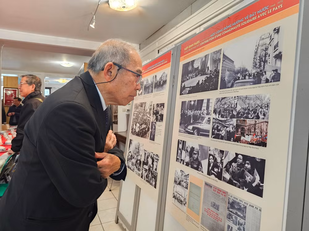 Triển lãm "Hiệp định Paris 1973: Đóng góp của một cộng đồng hướng về đất nước" đã gây được nhiều tiếng vang với bạn bè Pháp. (Ảnh: MINH DUY) Triển lãm "Hiệp định Paris 1973: Đóng góp của một cộng đồng hướng về đất nước" đã gây được nhiều tiếng vang với bạn bè Pháp. (Ảnh: MINH DUY)