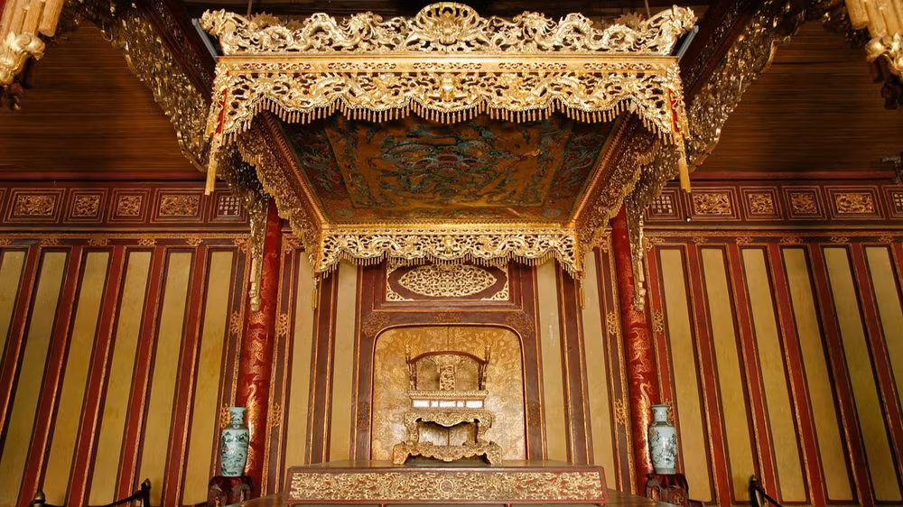 Bảo vật quốc gia Ngai vàng triều Nguyễn. (Ảnh: Cục Di sản văn hóa)