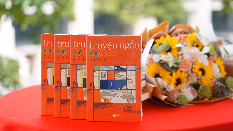 Tập sách “Truyện ngắn đặc sắc 2023”.