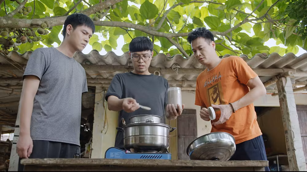 Ba anh chàng cùng nhau khởi nghiệp trong phim. (Ảnh: VFC)