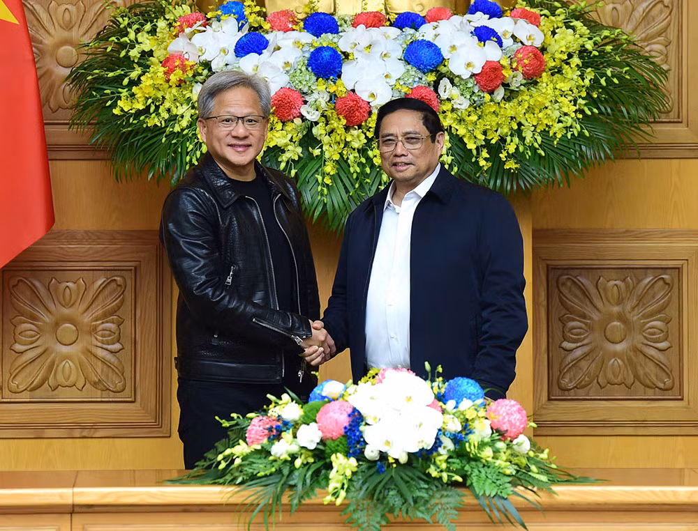 Thủ tướng Phạm Minh Chính tiếp ông Jensen Huang, Chủ tịch kiêm Giám đốc điều hành Tập đoàn NVIDIA. Thủ tướng Phạm Minh Chính tiếp ông Jensen Huang, Chủ tịch kiêm Giám đốc điều hành Tập đoàn NVIDIA.