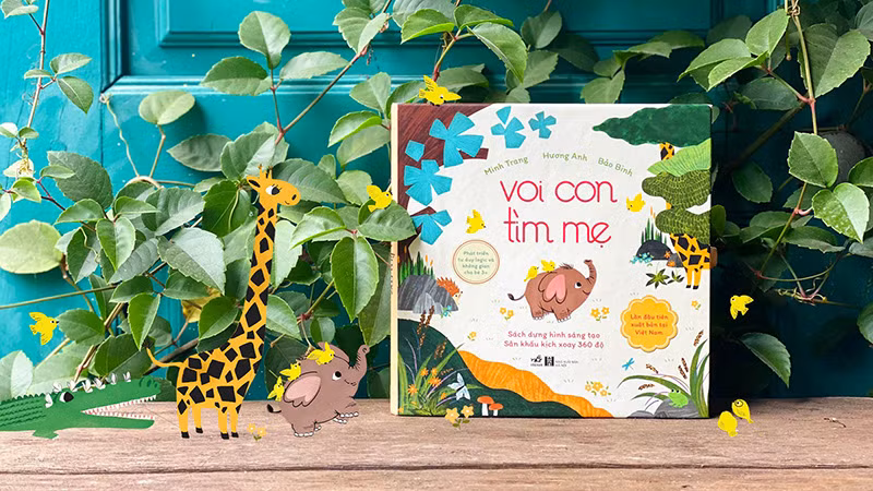 Cuốn "Voi con tìm mẹ" được trình bày rất hấp dẫn. (Ảnh" Nhã Nam cung cấp)