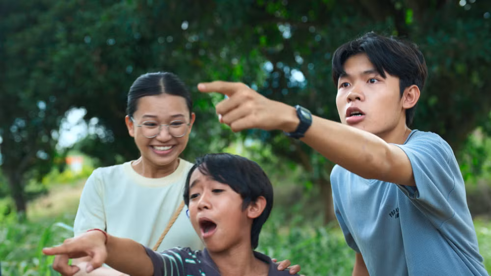 Các diễn viên phụ thể hiện khá tốt trong phim.