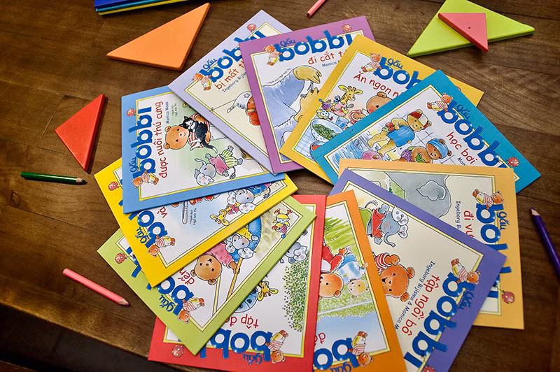 Bộ sách “Gấu Bobbi”. Bộ sách “Gấu Bobbi”.