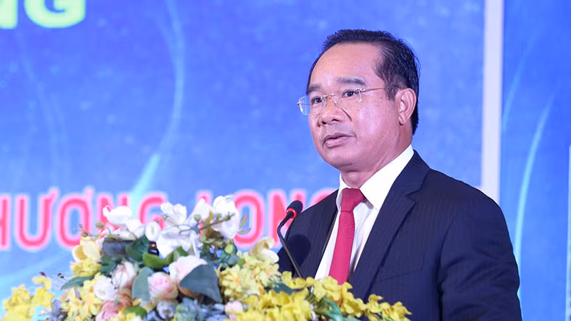 Bí thư Tỉnh ủy Long An Nguyễn Văn Được phát biểu tại lễ phát động.