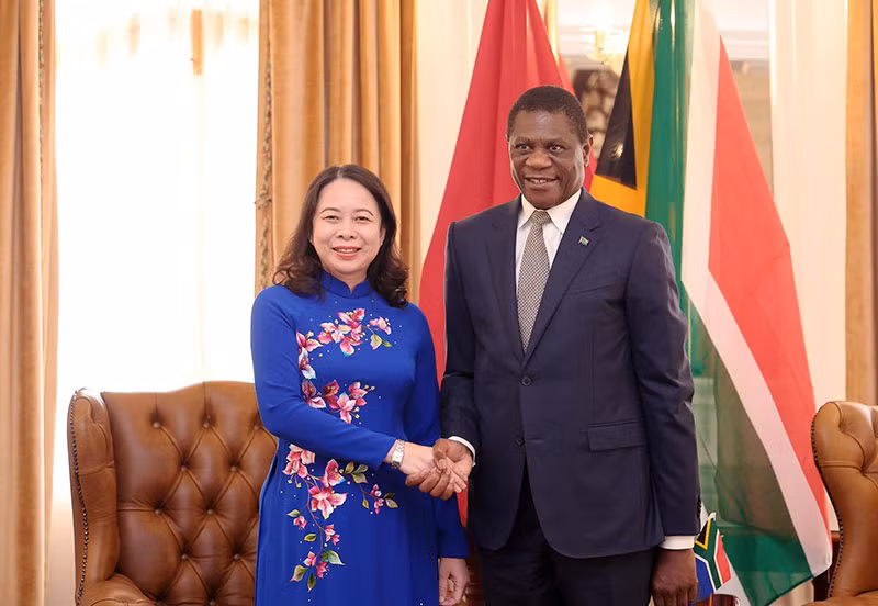 Phó Chủ tịch nước Võ Thị Ánh Xuân và Phó Tổng thống Cộng hòa Nam Phi Paul Mashatile.