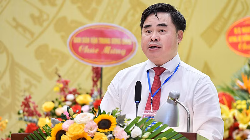 Đồng chí Phạm Minh Tuấn phát biểu bế mạc Đại hội.