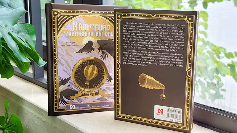 Cuốn "Năm tuần trên khinh khí cầu". Cuốn "Năm tuần trên khinh khí cầu".