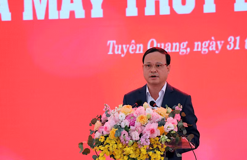 Đồng chí Nguyễn Mạnh Tuấn, Phó Chủ tịch ủy ban nhân dân tỉnh Tuyên Quang phát biểu tại lễ khánh thành.