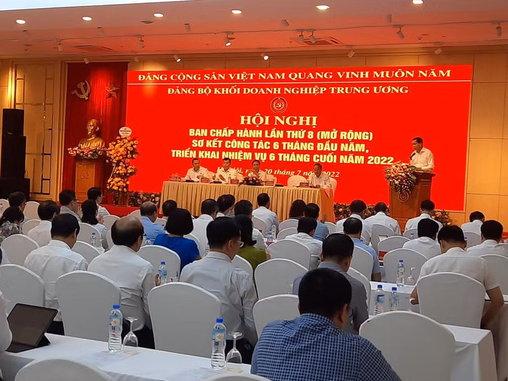 Toàn cảnh hội nghị.