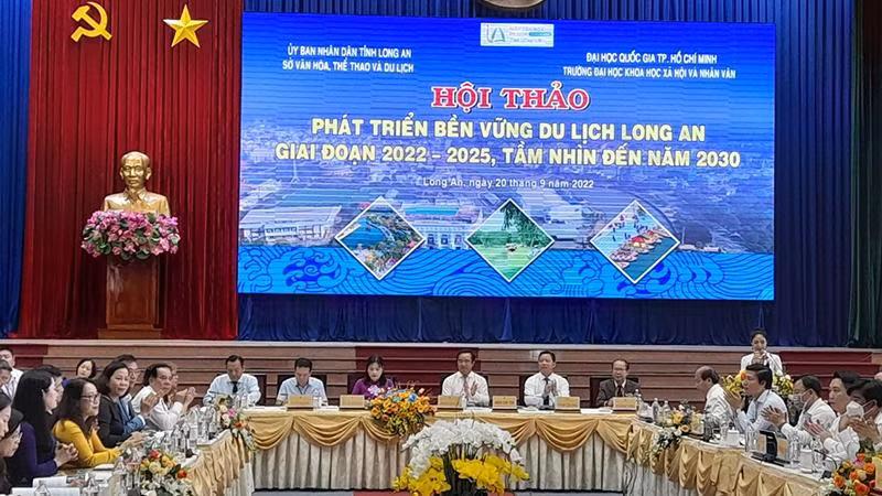 Quang cảnh hội thảo. 