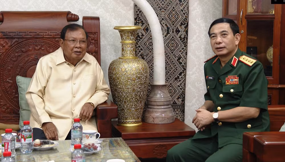 Đồng chí Bounnhang Vorachith mong quan hệ hữu nghị vĩ đại, đoàn kết đặc biệt, hợp tác toàn diện Lào-Việt Nam ngày càng phát triển.