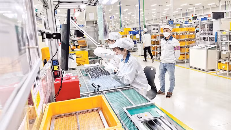 Lao động làm việc tại khu công nghiệp Đại An, Hải Dương. (Ảnh: QUỐC VINH)