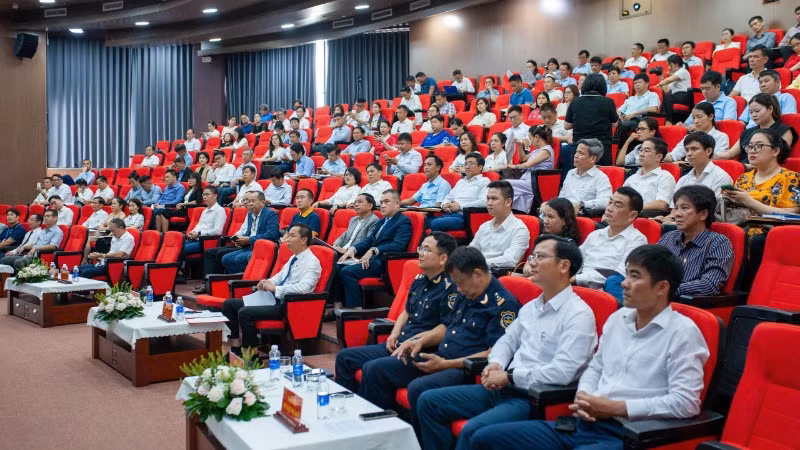 Quang cảnh Hội nghị đối thoại Doanh nghiệp năm 2025.