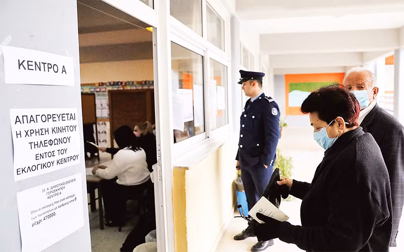 Ðiểm bỏ phiếu ở Geroskipou, miền tây nam Síp. (Ảnh REUTERS) 