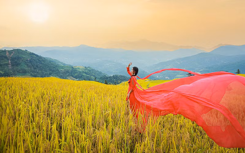 "Photo tour" giúp khách du lịch lưu lại những khoảnh khắc đẹp qua ảnh. (Ảnh WONDERTOUR) 