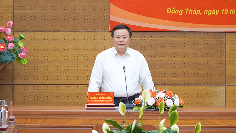 Đoàn kiểm tra 1914 của Bộ Chính trị làm việc với Ban Thường vụ Tỉnh ủy Đồng Tháp ảnh 3 Đoàn kiểm tra 1914 của Bộ Chính trị làm việc với Ban Thường vụ Tỉnh ủy Đồng Tháp ảnh 3