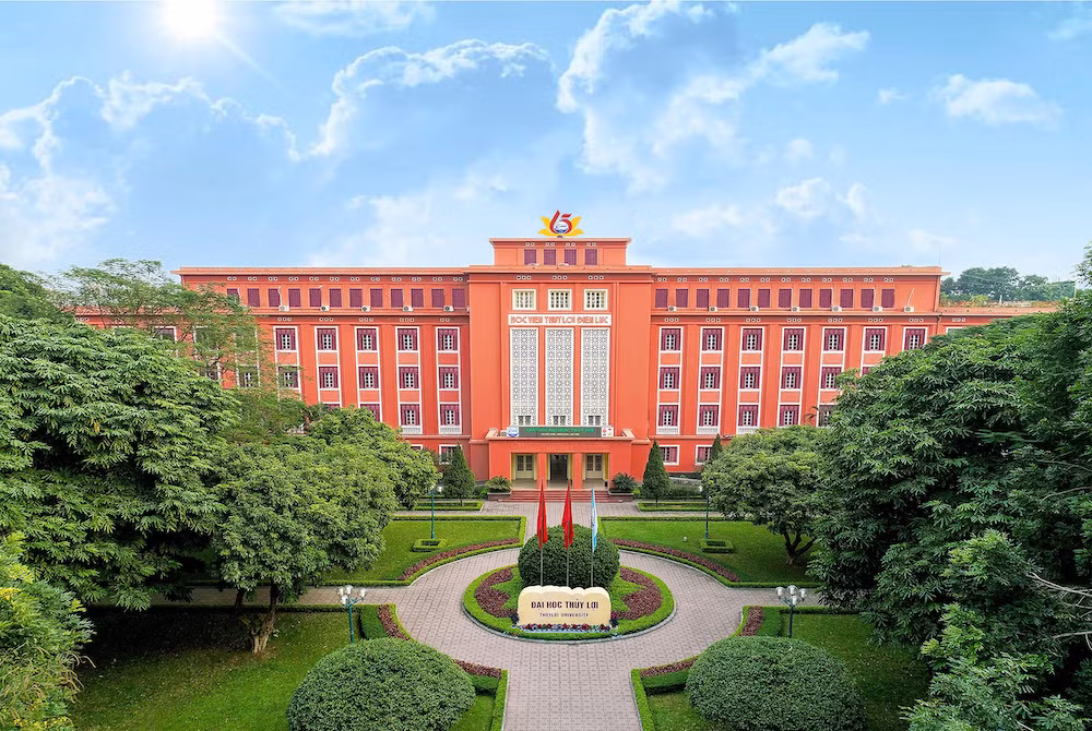 Trường đại học Thủy lợi.