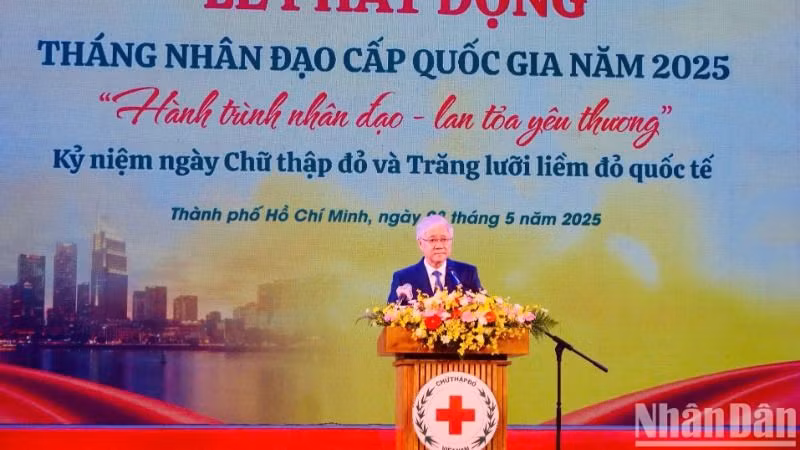 Chủ tịch Ủy ban Trung ương Mặt trận Tổ quốc Việt Nam Đỗ Văn Chiến phát biểu tại Lễ phát động Tháng Nhân đạo cấp quốc gia năm 2025.