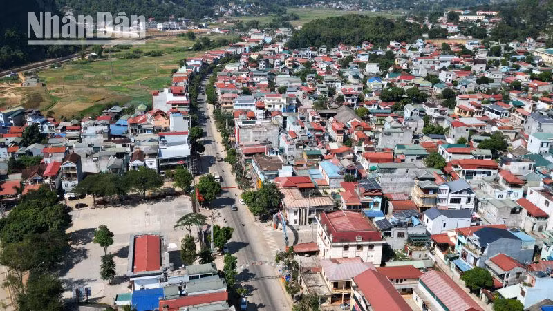 Một góc thị trấn Thuận Châu, huyện Thuận Châu.