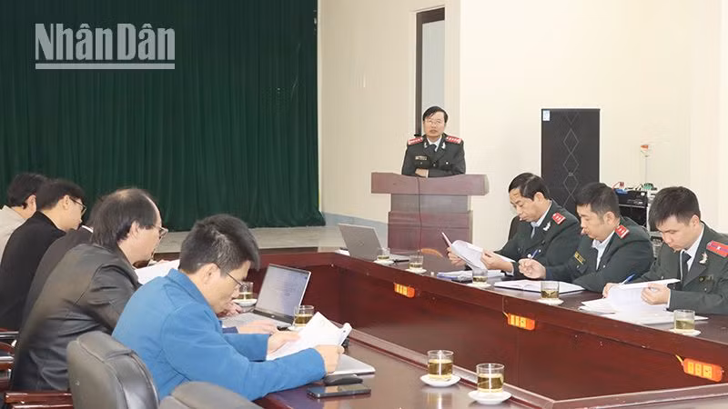 Lãnh đạo Thanh tra tỉnh Sơn La phát biểu tại buổi công bố Kết luận Thanh tra tại Sở Giáo dục và Đào tạo tỉnh Sơn La.