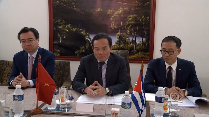 Phó Thủ tướng Trần Lưu Quang tham dự Lễ bế mạc và Lễ ký Biên bản kỳ họp 41 Ủy ban liên Chính phủ Việt Nam-Cuba.