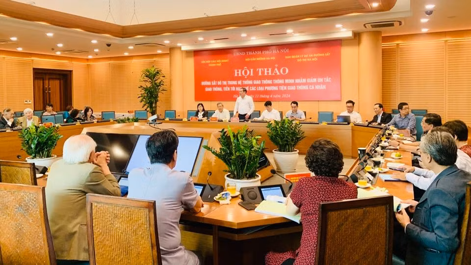 Quang cảnh hội thảo ngày 11/4.