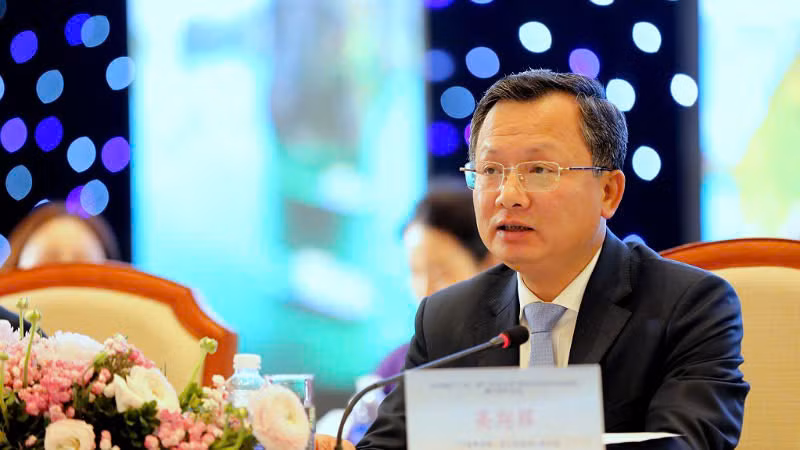 Phó Chủ tịch Ủy ban nhân dân tỉnh Quảng Ninh Cao Tường Huy phát biểu tại hội nghị. Phó Chủ tịch Ủy ban nhân dân tỉnh Quảng Ninh Cao Tường Huy phát biểu tại hội nghị.