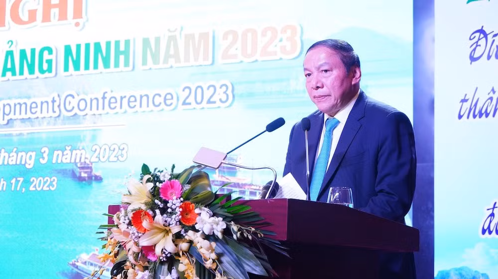 Bộ trưởng Văn hoá Thể thao và Du lịch Nguyễn Văn Hùng phát biểu chỉ đạo tại Hội nghị. Bộ trưởng Văn hoá Thể thao và Du lịch Nguyễn Văn Hùng phát biểu chỉ đạo tại Hội nghị.