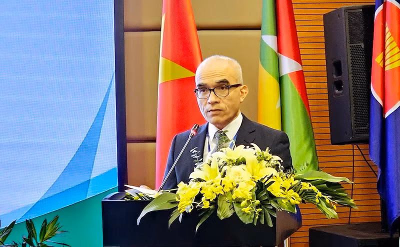Ông Tô Việt Châu, Phó Vụ trưởng Quan hệ quốc tế, Bộ Nông nghiệp và Phát triển nông thôn phát biểu tại hội thảo.
