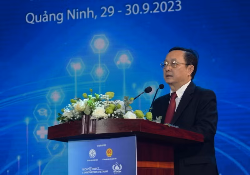 Bộ trưởng Khoa học và Công nghệ Huỳnh Thành Đạt phát biểu khai mạc sự kiện.