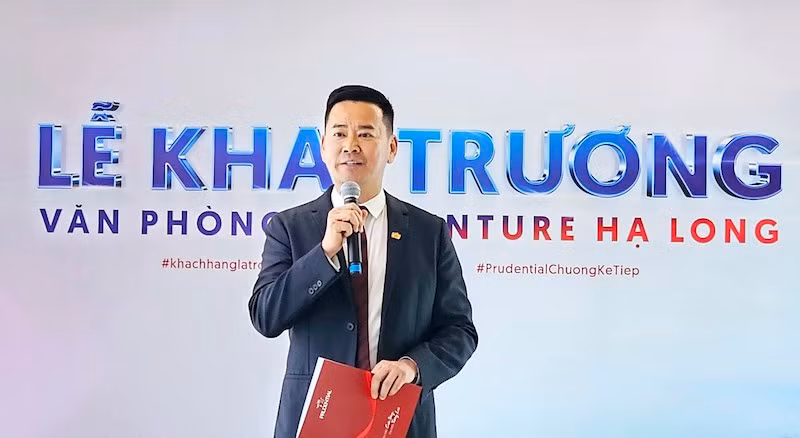 Ông Phương Tiến Minh, Tổng Giám đốc Prudential Việt Nam chia sẻ tại lễ khai trương. Ông Phương Tiến Minh, Tổng Giám đốc Prudential Việt Nam chia sẻ tại lễ khai trương.