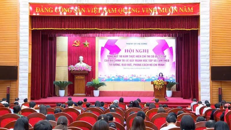 Quang cảnh Hội nghị.