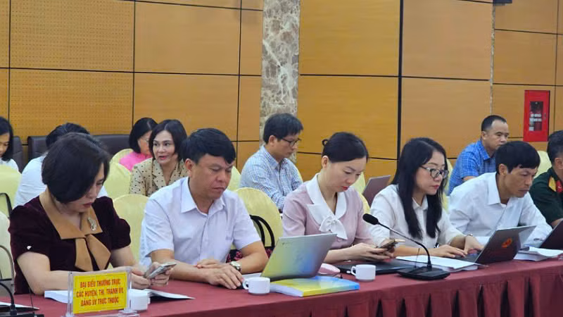 Các đại biểu tham dự Hội thảo.