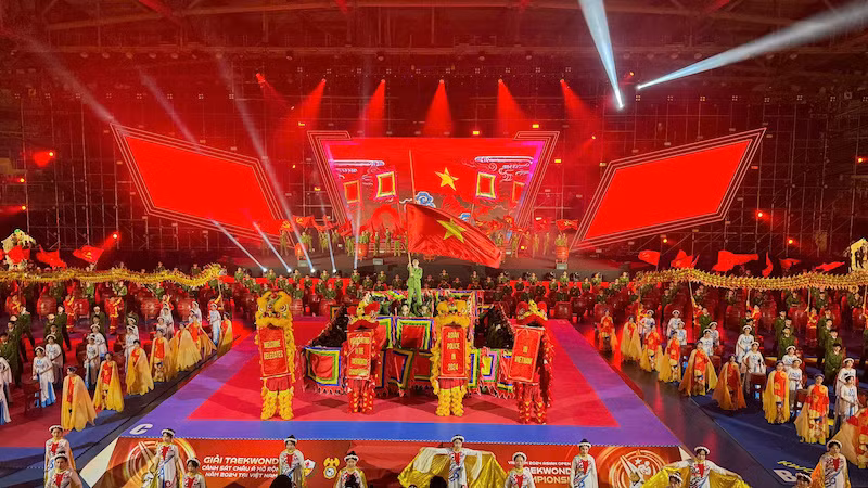 Lễ khai mạc Giải Taekwondo Cảnh sát châu Á mở rộng 2024 được tổ chức hoành tráng và trang trọng.